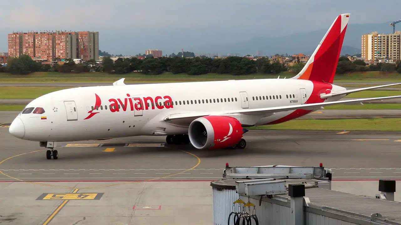 Avianca has been flying between Bogotá and London for 10 years » Blog NLARENAS.COM