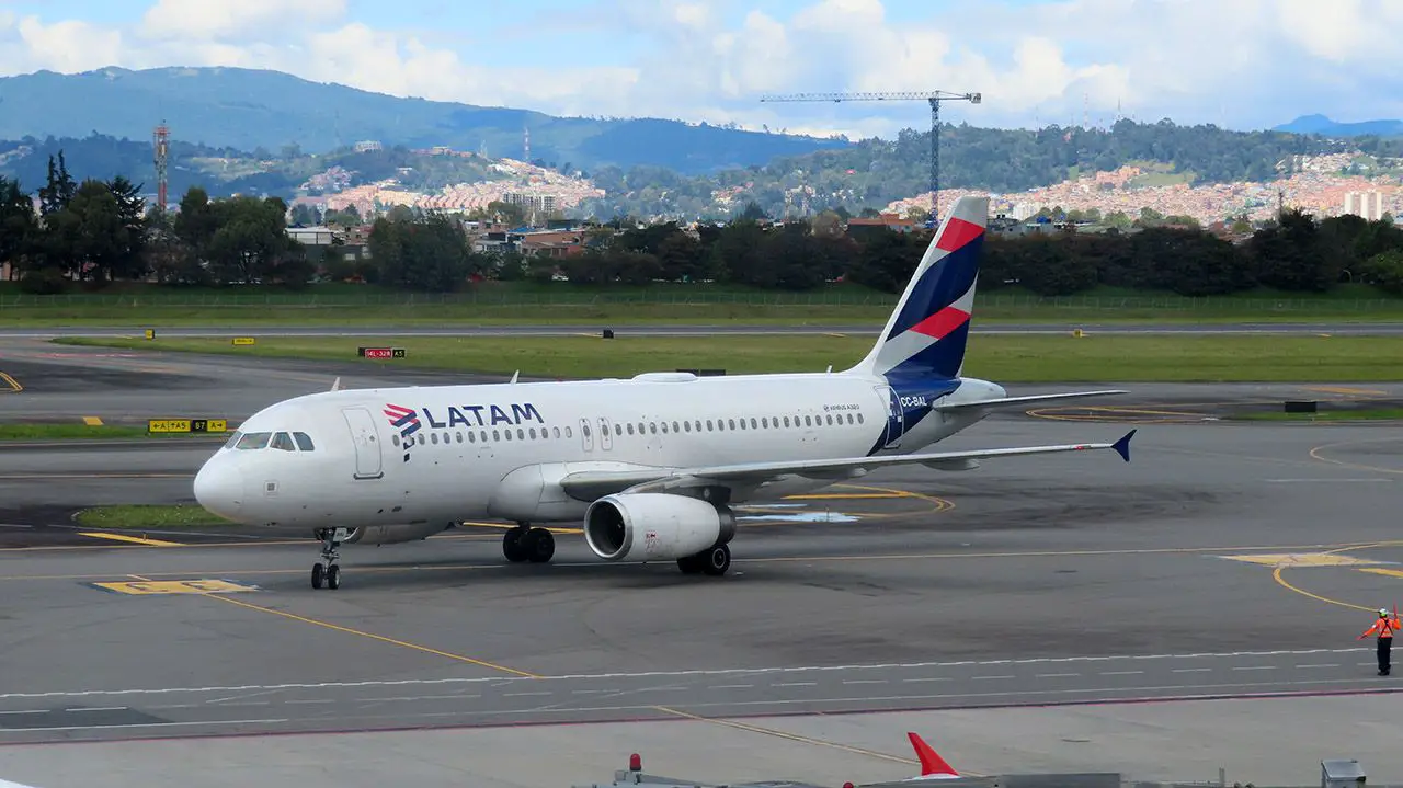 LATAM Colombia announces flights between Bogotá and Caracas » Blog ...